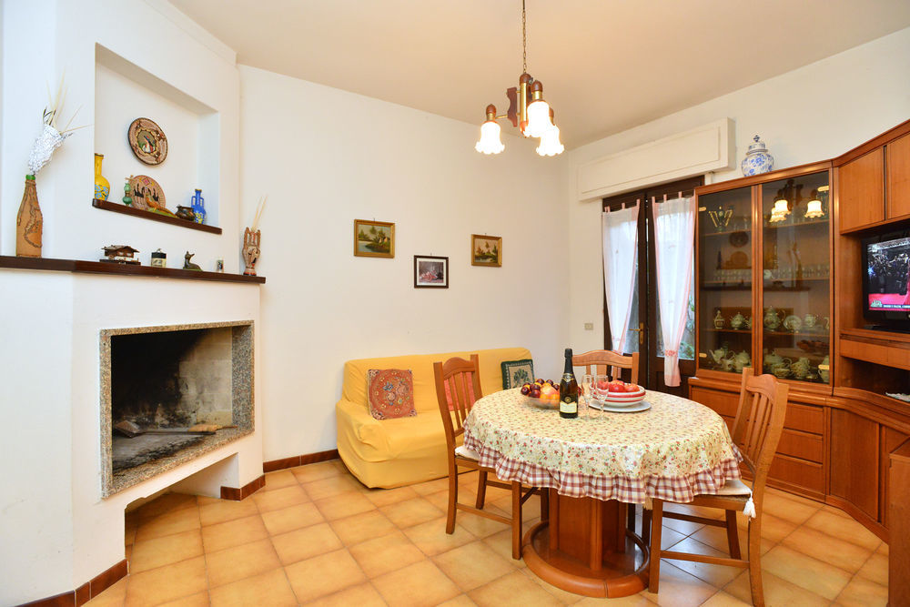 Izzhome Cozy Sunflowers Pula Kültér fotó